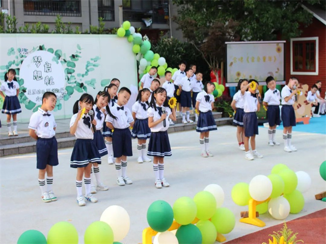 96f7b2aaf65f495996ec251d93e93429.jpg 96f7b2aaf65f495996ec251d93e93429.jpg